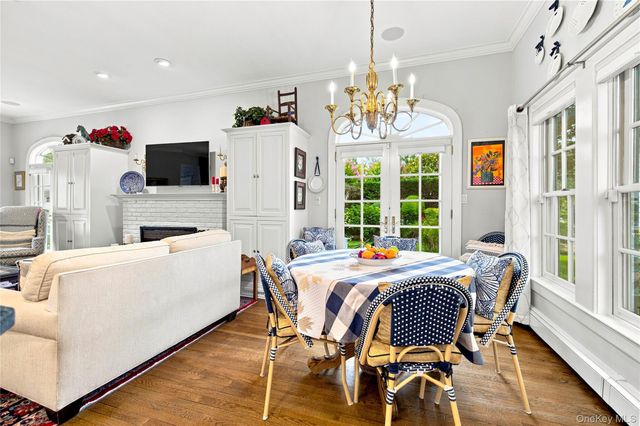 66 S Lewis Place, Rockville Centre, NY 11570