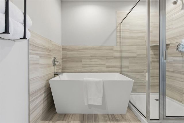 14804 Lost Falls Way, Oklahoma City, OK 73142