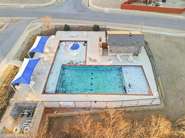 14804 Lost Falls Way, Oklahoma City, OK 73142