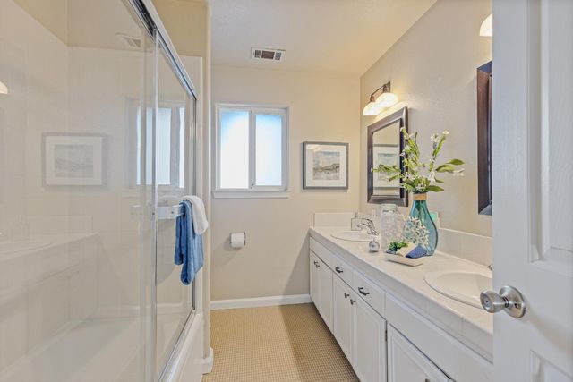 26375 Barb Wire Ln, Colfax, CA 95713