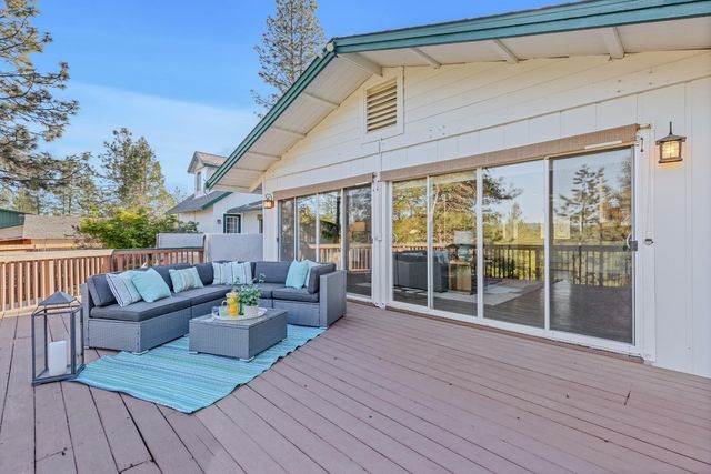 26375 Barb Wire Ln, Colfax, CA 95713