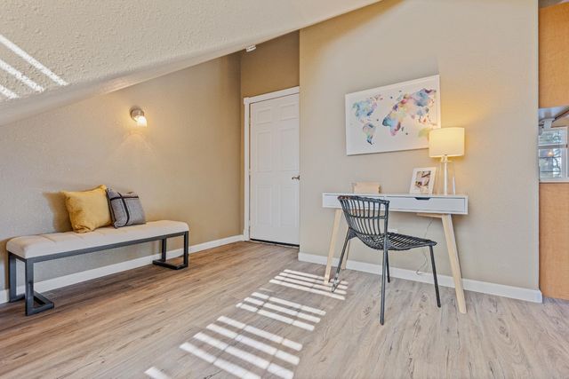 26375 Barb Wire Ln, Colfax, CA 95713