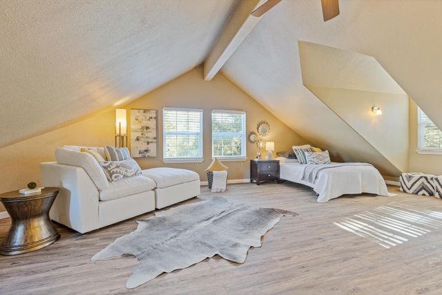 26375 Barb Wire Ln, Colfax, CA 95713