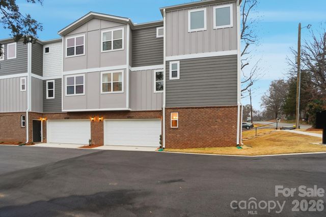 8927, 8929, 8931, 8935 Sharonbrook Drive, Charlotte, NC 28210