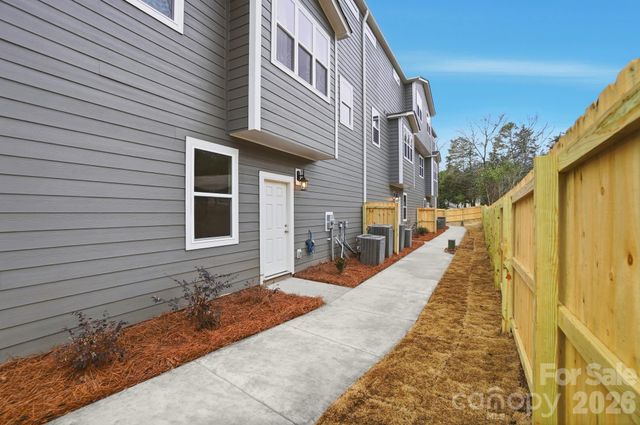 8927, 8929, 8931, 8935 Sharonbrook Drive, Charlotte, NC 28210