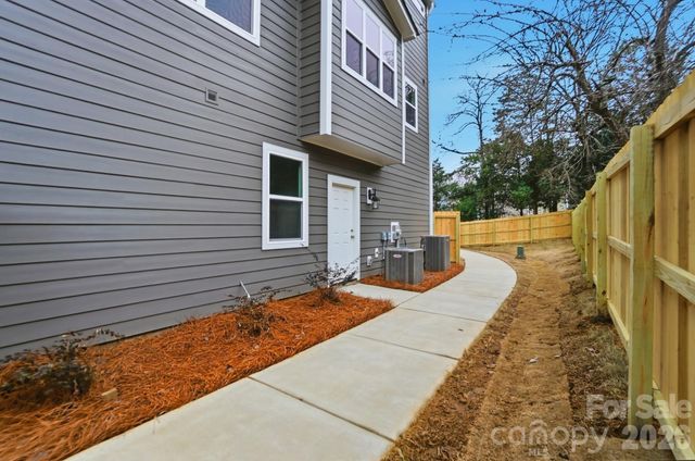 8927, 8929, 8931, 8935 Sharonbrook Drive, Charlotte, NC 28210