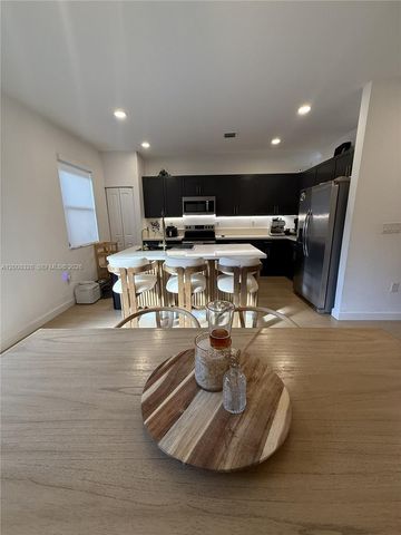 24474 SW 119th Pl, Homestead, FL 33032