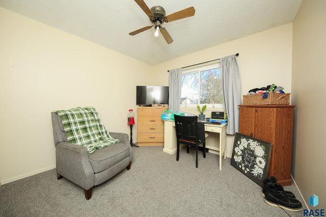 805 S Blaine St Street, Lennox, SD 57039