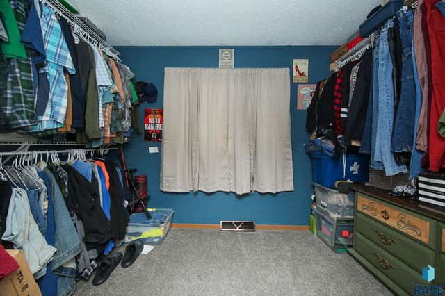 805 S Blaine St Street, Lennox, SD 57039