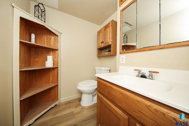 805 S Blaine St Street, Lennox, SD 57039