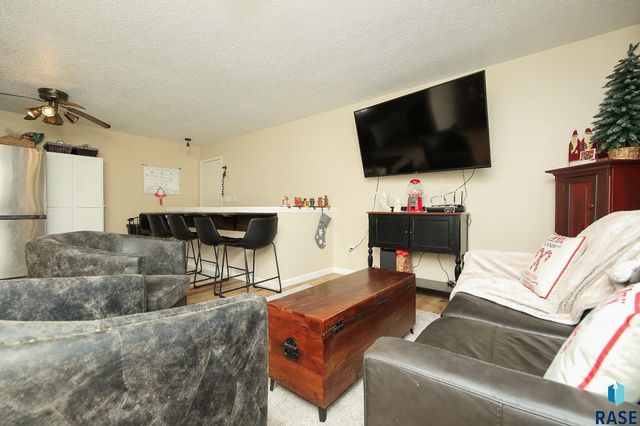 805 S Blaine St Street, Lennox, SD 57039