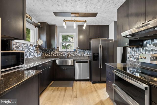 21 NEERWINDER CT, Germantown, MD 20874