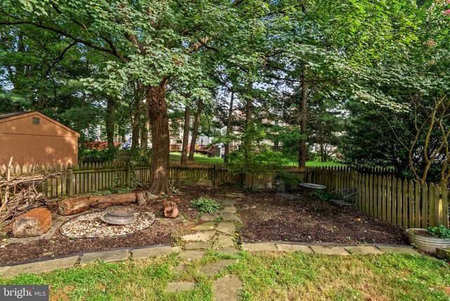 21 NEERWINDER CT, Germantown, MD 20874