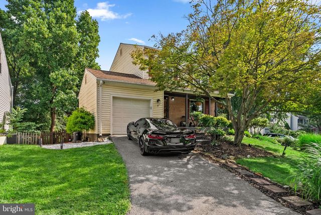 21 NEERWINDER CT, Germantown, MD 20874