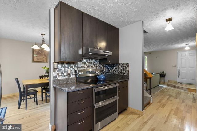 21 NEERWINDER CT, Germantown, MD 20874