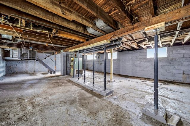13405 Bartlett Avenue, Cleveland, OH 44120