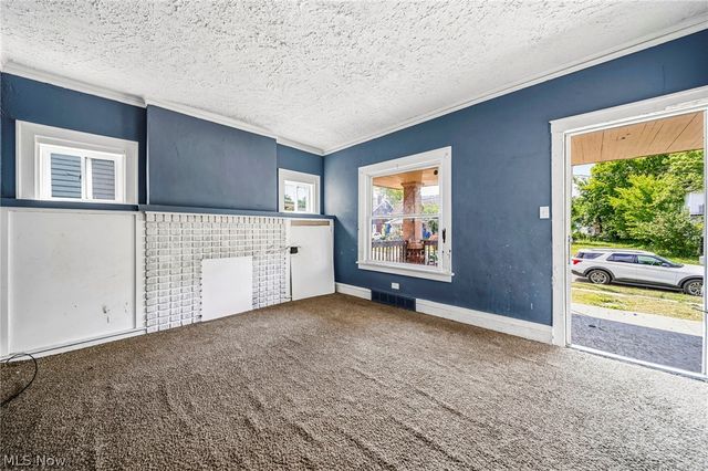 13405 Bartlett Avenue, Cleveland, OH 44120