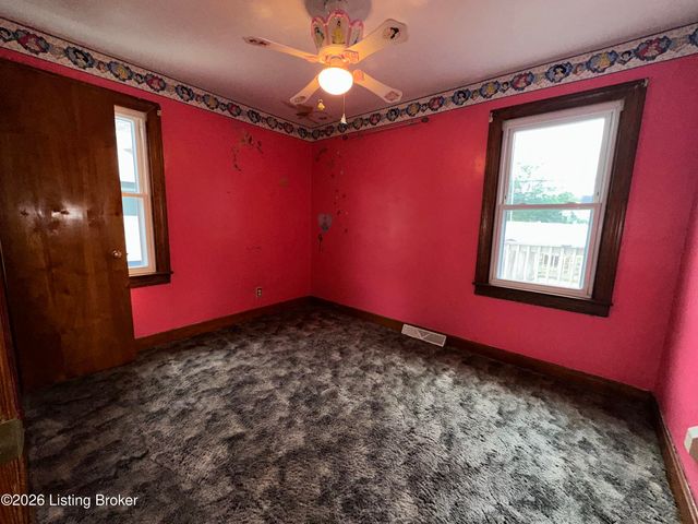 1346 Lillian Ave, Louisville, KY 40208