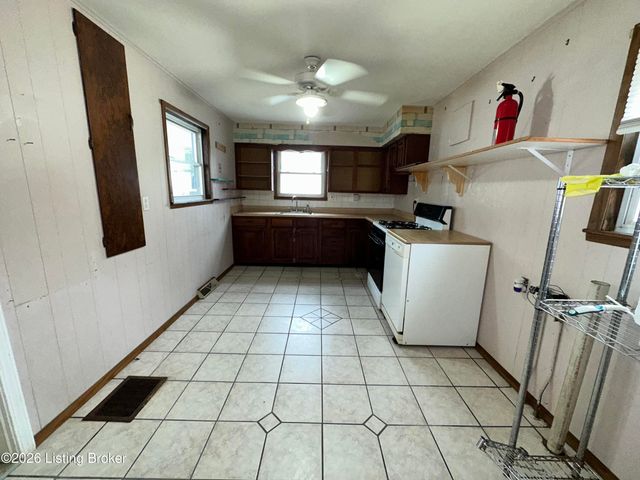 1346 Lillian Ave, Louisville, KY 40208