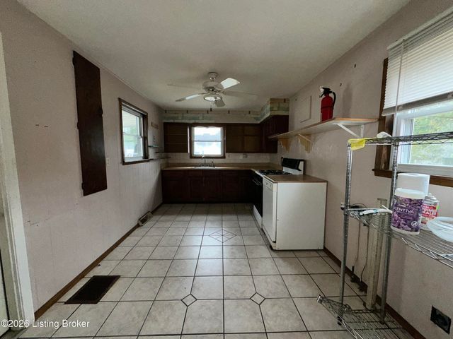 1346 Lillian Ave, Louisville, KY 40208