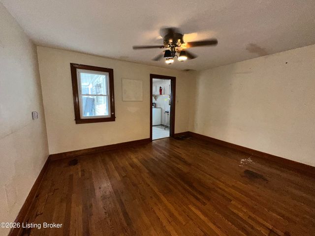 1346 Lillian Ave, Louisville, KY 40208