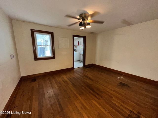 1346 Lillian Ave, Louisville, KY 40208