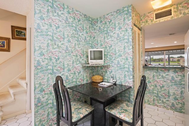 4541 Luxemburg Court, Greenacres, FL 33467