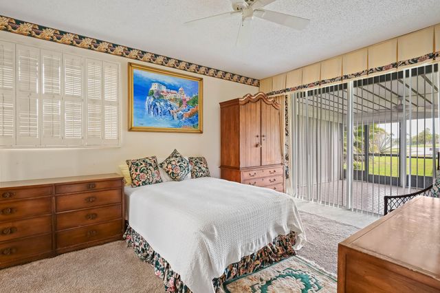 4541 Luxemburg Court, Greenacres, FL 33467