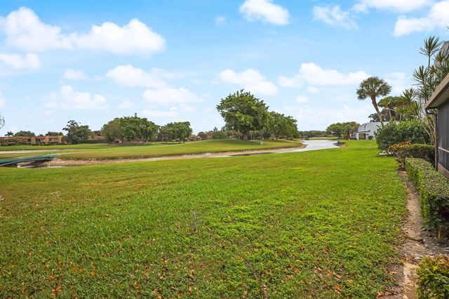 4541 Luxemburg Court, Greenacres, FL 33467