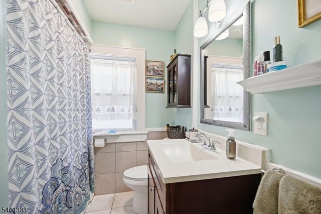 207 Buchanan St, Linden City, NJ 07036