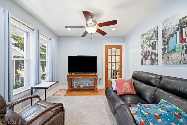 207 Buchanan St, Linden City, NJ 07036