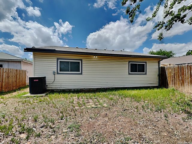 2814 Coast Plain, San Antonio, TX 78245
