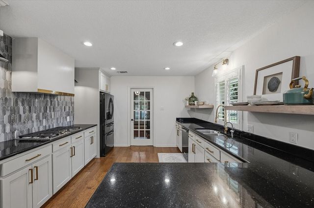 4133 Inwood Road, Fort Worth, TX 76109