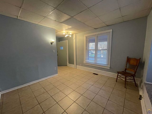 1159 SW Plass AVE, Topeka, KS 66604