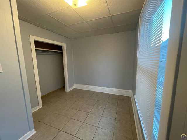 1159 SW Plass AVE, Topeka, KS 66604