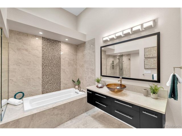 5555 E Briarwood Ave 607, Centennial, CO 80122