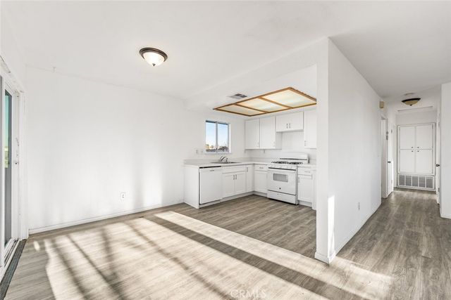 40974 156th Street E, Lake Los Angeles, CA 93535