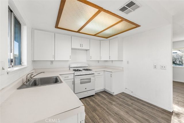 40974 156th Street E, Lake Los Angeles, CA 93535