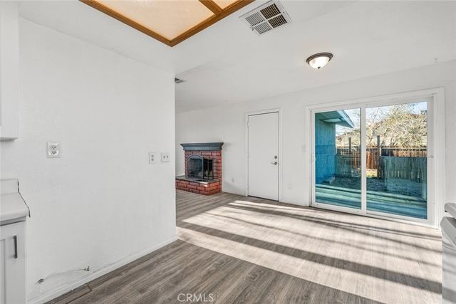 40974 156th Street E, Lake Los Angeles, CA 93535