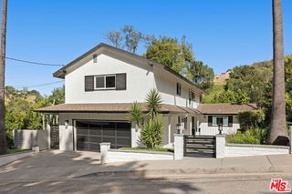 3430 Loadstone Drive, Los Angeles, CA 91403