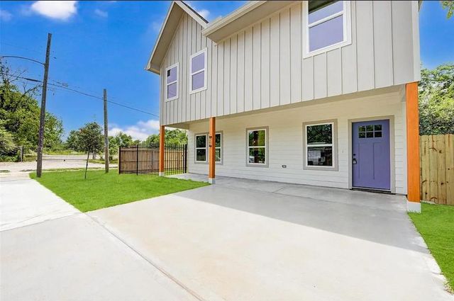 8361 Tate Street, Houston, TX 77028