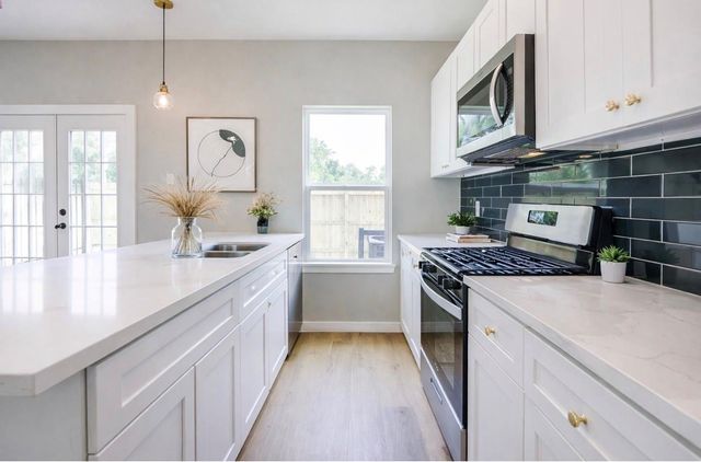 8361 Tate Street, Houston, TX 77028