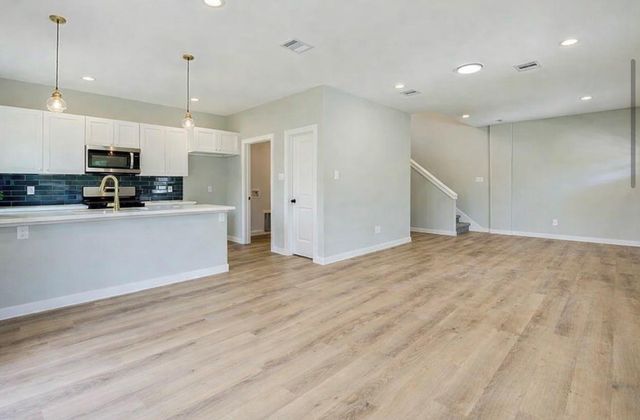 8361 Tate Street, Houston, TX 77028