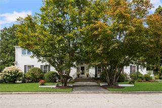 5 Barbour Drive, Providence, RI 02906