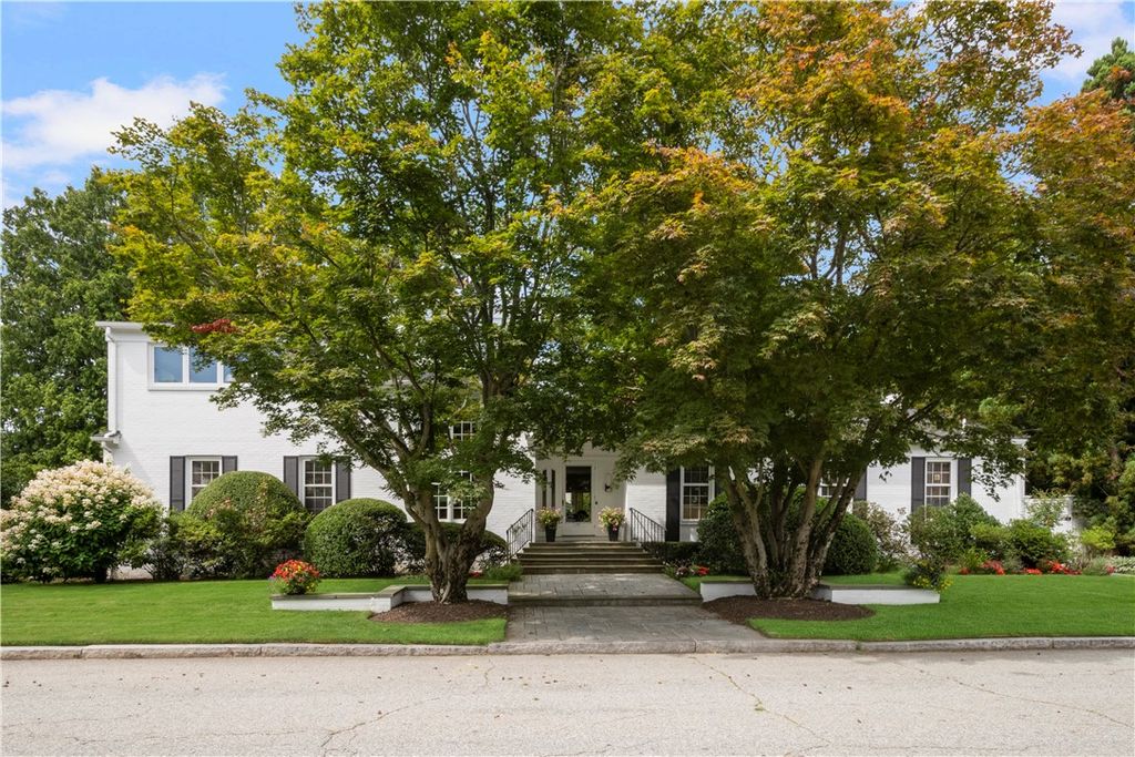 5 Barbour Drive, Providence, RI 02906