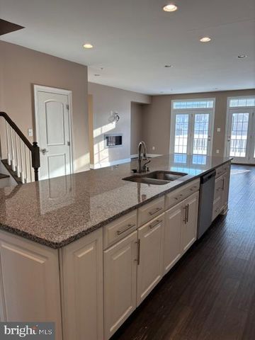 602 CLIFF LN, Malvern, PA 19355