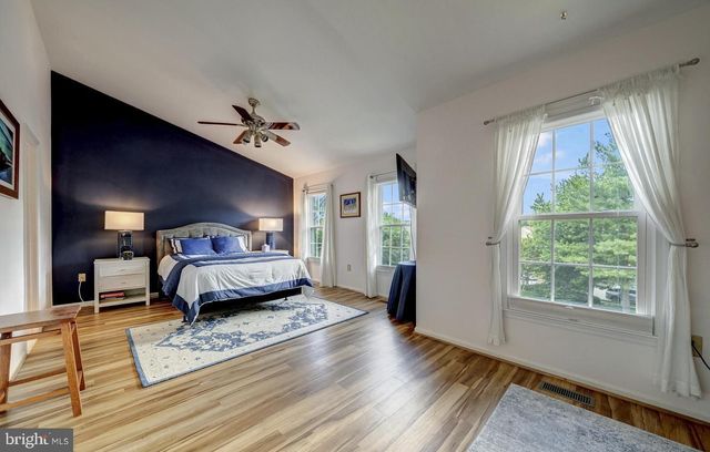 4113 MEADOW FIELD CT, Fairfax, VA 22033