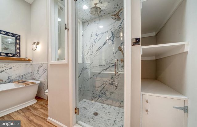 4113 MEADOW FIELD CT, Fairfax, VA 22033