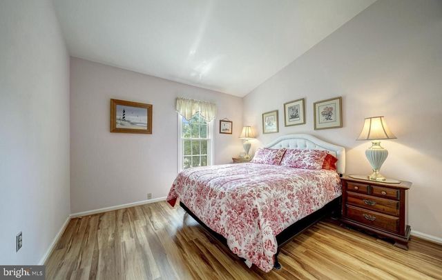 4113 MEADOW FIELD CT, Fairfax, VA 22033