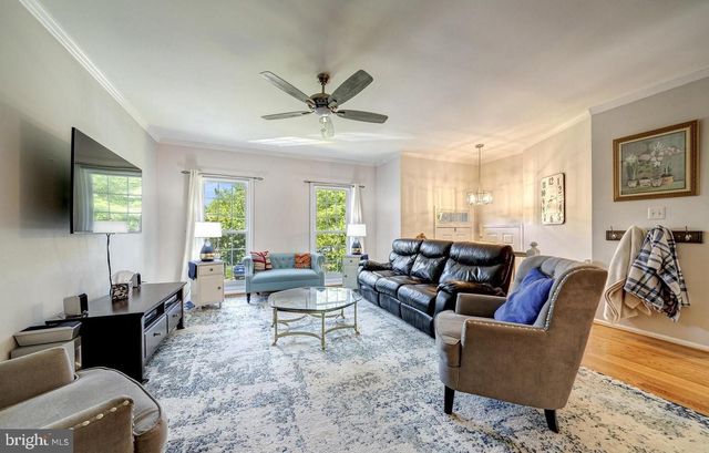4113 MEADOW FIELD CT, Fairfax, VA 22033